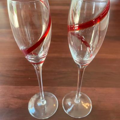 Sale Photo Thumbnail #87: Champagne flutes