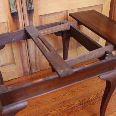 Solid Mahogany Expanding Dining Table
