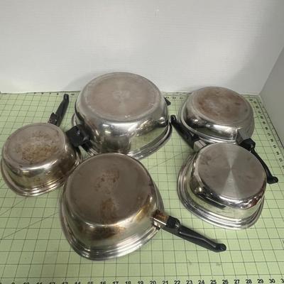 Sale Photo Thumbnail #123: Includes 4 covered pots/saucepans and 1 open frying pan/skillet