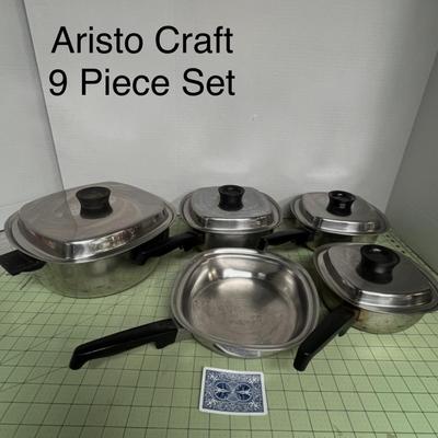 Sale Photo Thumbnail #126: Includes 4 covered pots/saucepans and 1 open frying pan/skillet