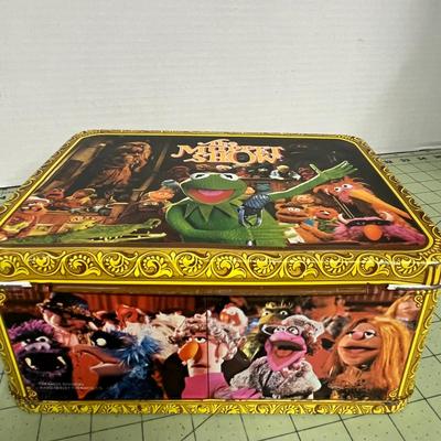 Sale Photo Thumbnail #147: Vibrant Cast Scene with Kermit the Frog Front and Center.
