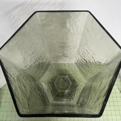 Sale Photo Thumbnail #275: Semi-Textured Vertical Facets With Smooth Pedestal Base.