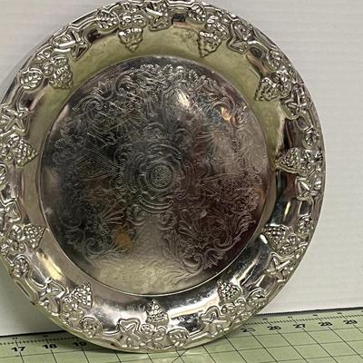 Sale Photo Thumbnail #382: Features: Grape and Leaf Embossed Rim.