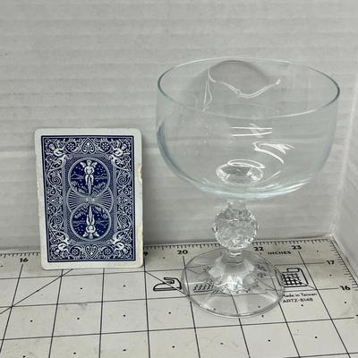 Sale Photo Thumbnail #570: Classic Rounded Bowl with Smooth Rim.