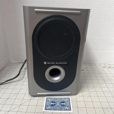 Sale Photo Thumbnail #592: 1 Subwoofer and 4 Satellite Speakers.