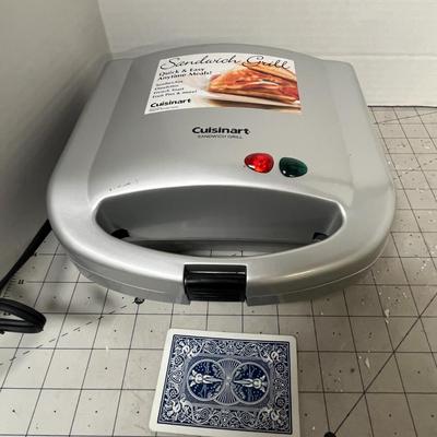 Sale Photo Thumbnail #710: Quick meals made easy-grill sandwiches, omelettes, toast, and more.