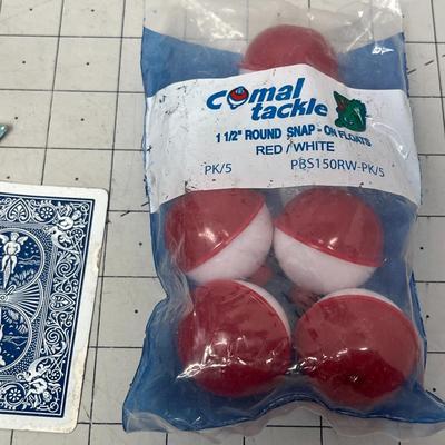 Sale Photo Thumbnail #757: Includes fishing net, 1.5” bobbers, and decorative fish sculpture.