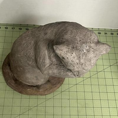 Sale Photo Thumbnail #765: Heavy concrete cat sculpture, slightly dirty base, durable garden décor.