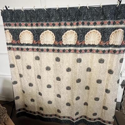 Sale Photo Thumbnail #841: Includes curtain, liner, rod, clips, seashell pattern, standard size.