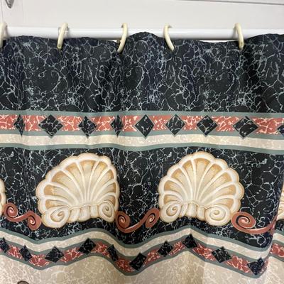 Sale Photo Thumbnail #844: Includes curtain, liner, rod, clips, seashell pattern, standard size.