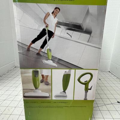 Sale Photo Thumbnail #881: Lightweight ergonomic design with reusable microfibre pads for effortless cleaning.