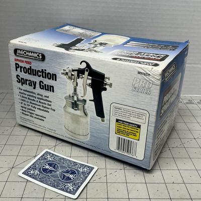 Sale Photo Thumbnail #940: 1.8mm nozzle, aluminum cup, adjustable spray for professional applications.