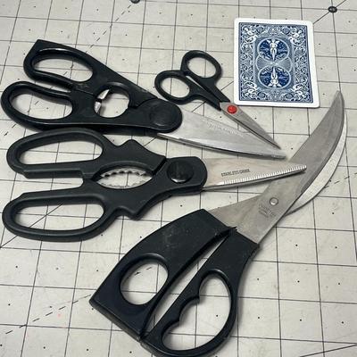 Sale Photo Thumbnail #1043: Includes assorted scissors for fabric, paper, detail cutting