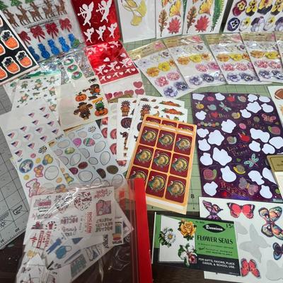 Sale Photo Thumbnail #1053: Includes flowers, holidays, animals, butterflies, themed stickers
