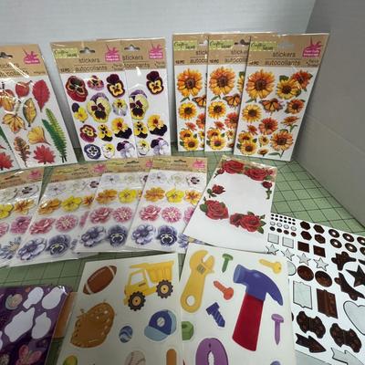 Sale Photo Thumbnail #1051: Includes flowers, holidays, animals, butterflies, themed stickers