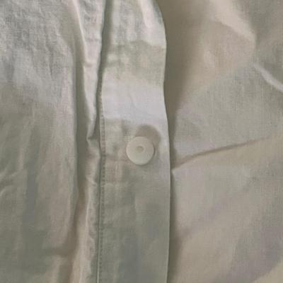 Sale Photo Thumbnail #1083: 230 thread count, 100% cotton, down-proof cover