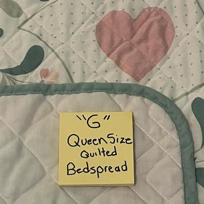 Sale Photo Thumbnail #1146: Soft pastel pattern, full-size queen bedding