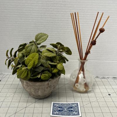 Sale Photo Thumbnail #1147: Includes green potted plant and decorative fragrance diffuser