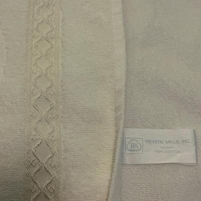Sale Photo Thumbnail #1164: 10 towels, 2 hand towels included