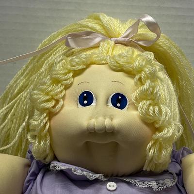 Sale Photo Thumbnail #1231: Blonde yarn hair, purple dress, collectible classic!