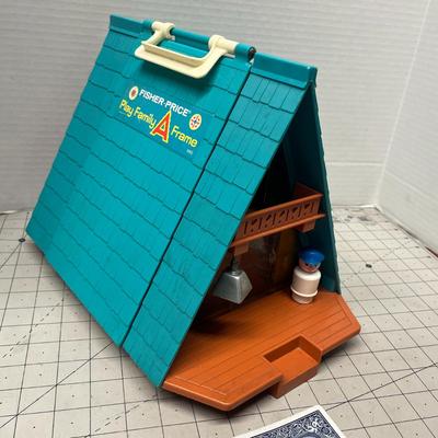 Sale Photo Thumbnail #1241: Classic vintage portable dollhouse fun!