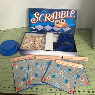 Sale Photo Thumbnail #1298: Complete set, fast-paced multiplayer word game