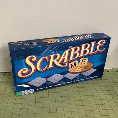 Sale Photo Thumbnail #1300: Complete set, fast-paced multiplayer word game