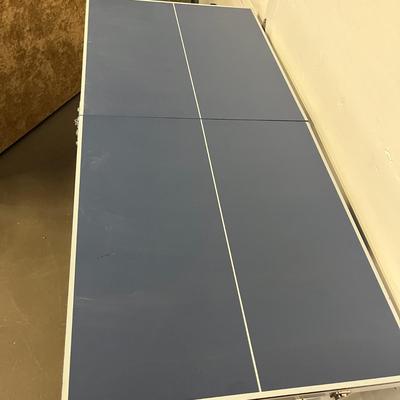 Sale Photo Thumbnail #1329: 59x26.5x27.5" table, compact fold, Great for beer pong or small areas! missing net.