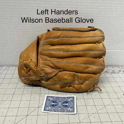 Sale Photo Thumbnail #1334: Leather glove for left-handers, pre-owned condition