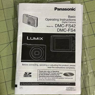 Sale Photo Thumbnail #1423: 8.1MP, 4x zoom, compact digital camera kit