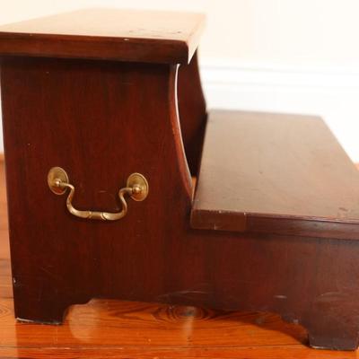 Vintage Traditional Bed Steps Stool