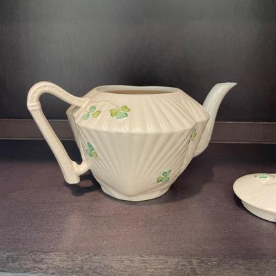 Belleek Harp Shamrock Teapot Ireland