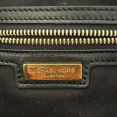 Michael Kors Collection - Lexi Bag - Pebbled Leather Navy Blue
