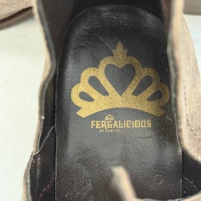 Fergalicious Size 8.5 Womens Boots