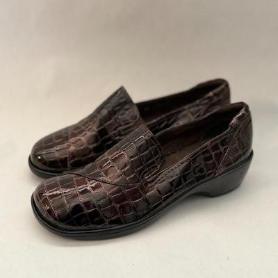 Clarks Bendabies Size 8.5 Women's Shoes