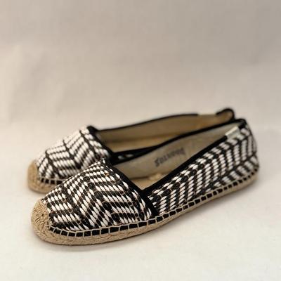 Soludos - Size 8.5 Womens Flats