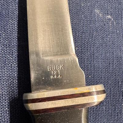 Buck fixed blade 121 hunting knife, with black sheath