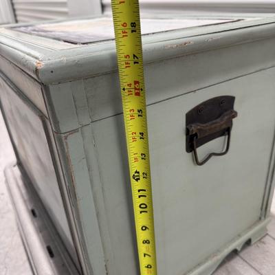 Storage chest