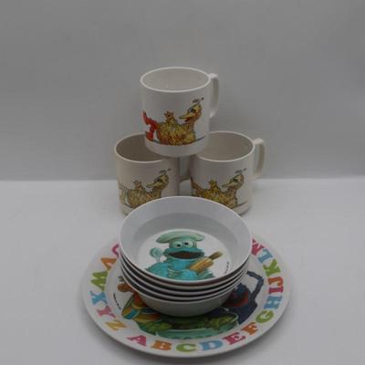 Vintage Sesame Street Plastic Dishware