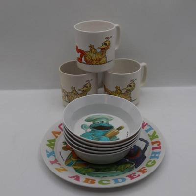 Vintage Sesame Street Plastic Dishware