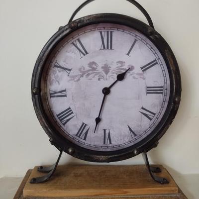 Metal Case Mantle Clock on Wood Base