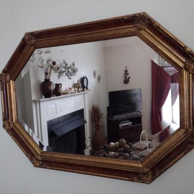 Hexagonal Resin Frame Beveled Glass Wall Mirror