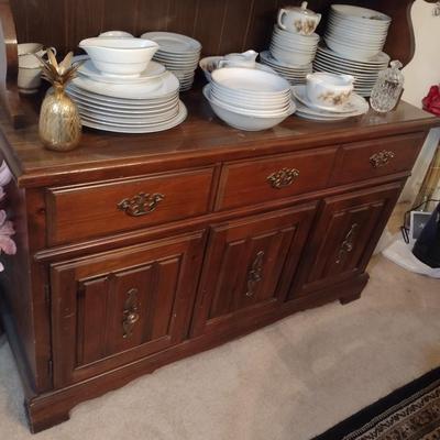 Bassett Furniture Walnut Finish Two Piece China Buffet Hutch (No Contents)