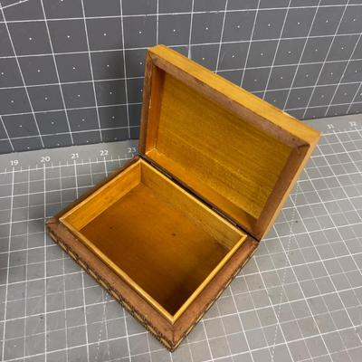 Sale Photo Thumbnail #126: Collection. Fair Condition. Vintage Possibly Antique? 
