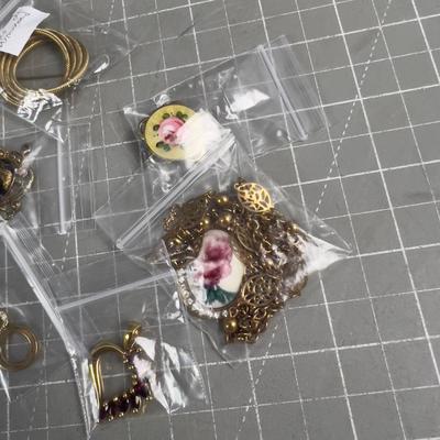 Sale Photo Thumbnail #526: Some are Gold filled even. Vintage. Wearable and fashionable. 