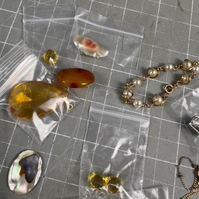 Sale Photo Thumbnail #530: Wearable and up cyclable. 