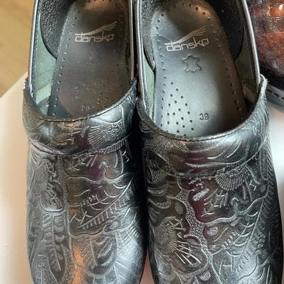 4 Pair Nice Dansko Clogs 38/39
