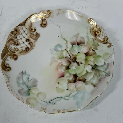 Sale Photo Thumbnail #520: In good vintage condition, except for chipped edge shown in pictures.