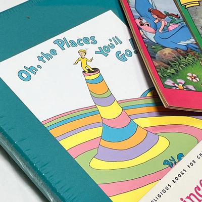 Lot 255 Books & booklets