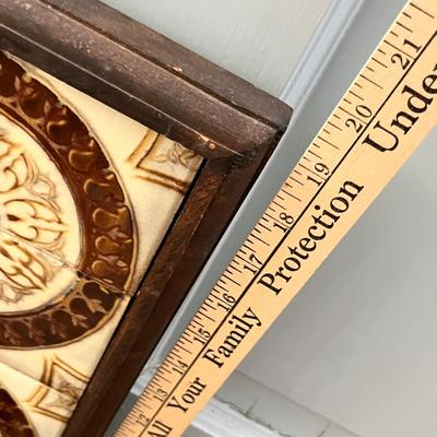 Lot 256 wall decor